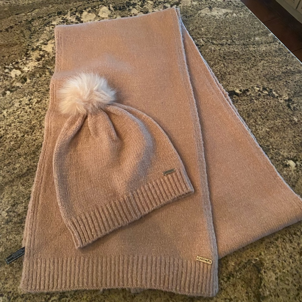 Jack and Missy Scarf and Hat Set